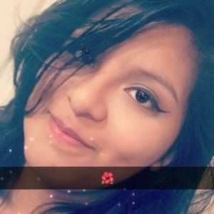 Meet your Posher, Adriana